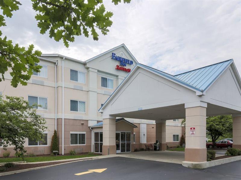 Hotel Wingate By Wyndham Uniontown Extérieur photo