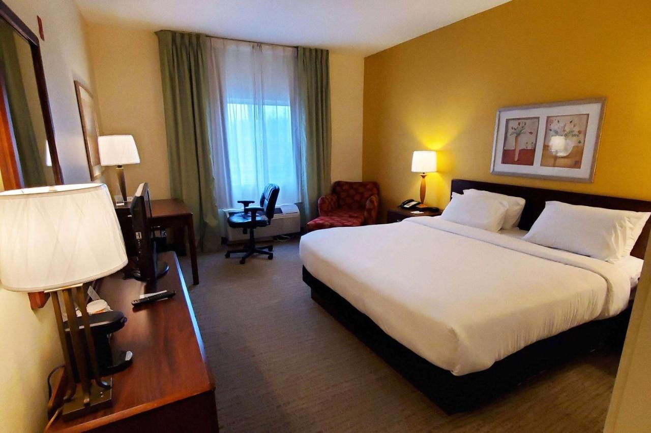 Hotel Wingate By Wyndham Uniontown Extérieur photo
