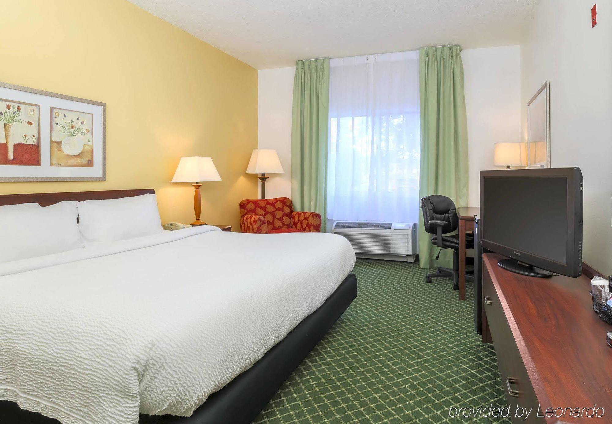 Hotel Wingate By Wyndham Uniontown Extérieur photo