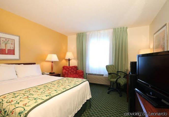 Hotel Wingate By Wyndham Uniontown Extérieur photo